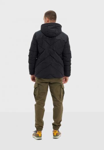 Зимняя куртка