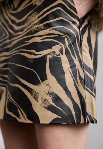 Кожаная юбка