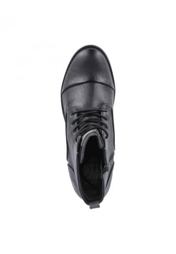 Зимние ботинки