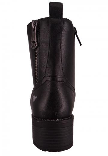 Ботинки на шнуровке