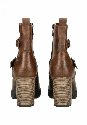 Полусапожки на высоком каблуке