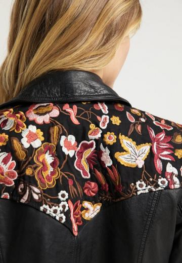 Кожаная куртка