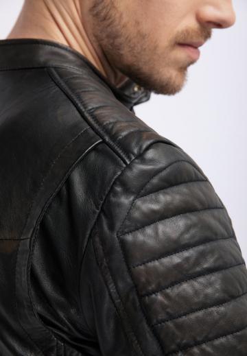 Кожаная куртка