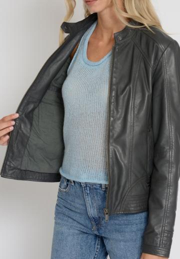 Кожаная куртка