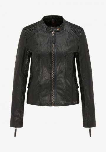 Короткая куртка