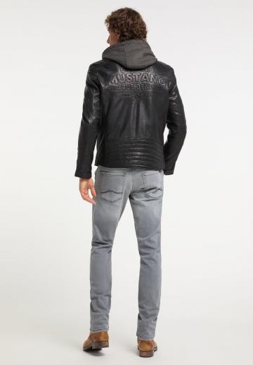 Кожаная куртка