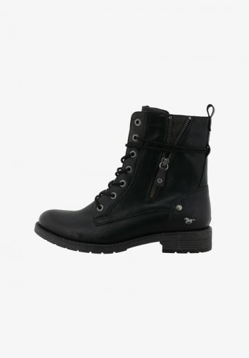 Ботинки на шнуровке