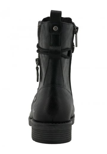 Ботинки на шнуровке