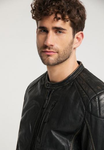 Кожаная куртка