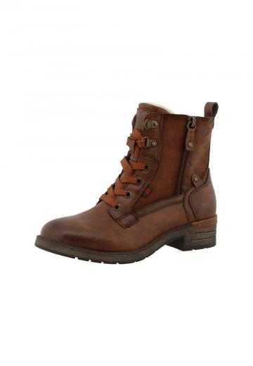 Ботинки на шнуровке