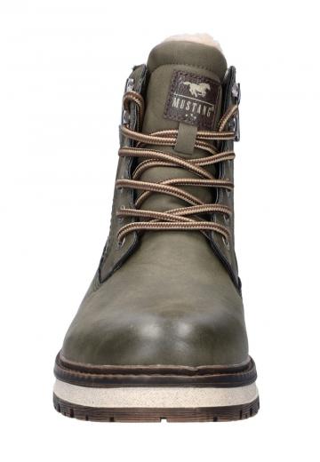 Зимние ботинки