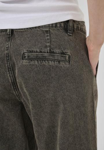 Клешеные джинсы