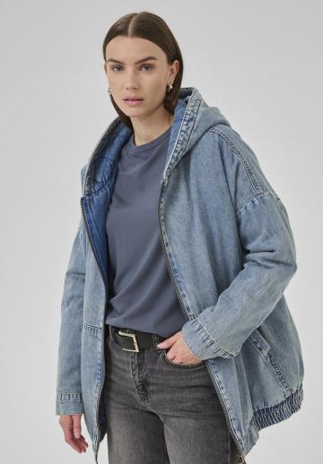 Джинсовая куртка