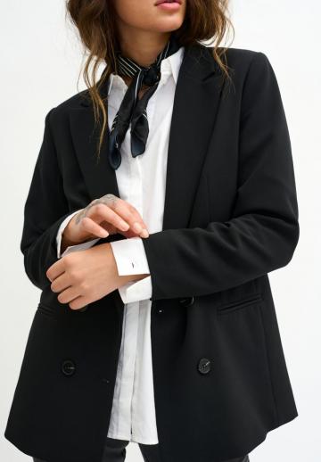 Длинный блейзер