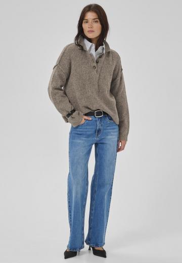 Пуловер с воротником поло