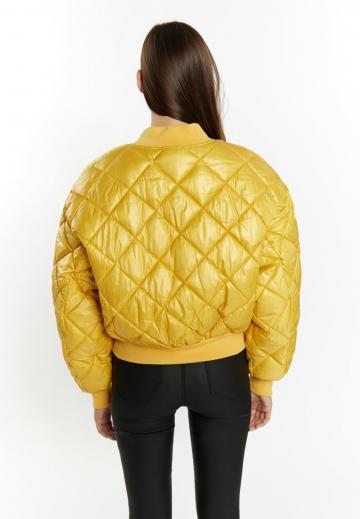 Короткая куртка