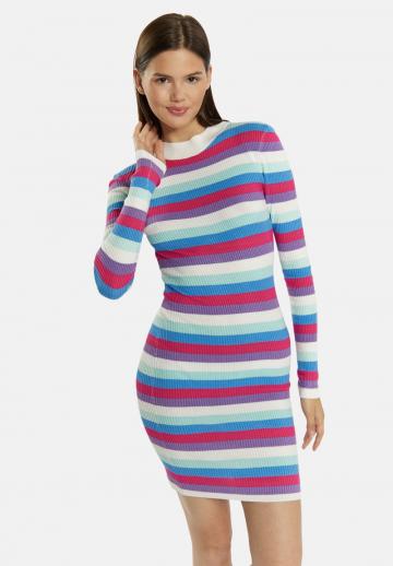 Вязаное платье