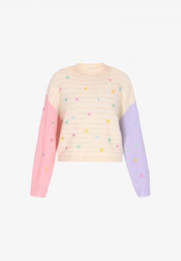 Пуловер в полоску