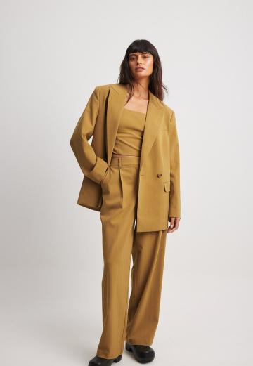 Короткое пальто