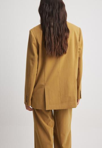 Короткое пальто