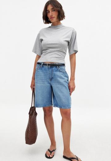 Джинсовые шорты