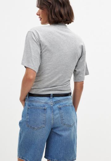 Джинсовые шорты