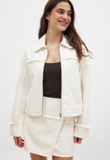 Джинсовая куртка