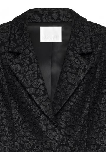 Короткое пальто