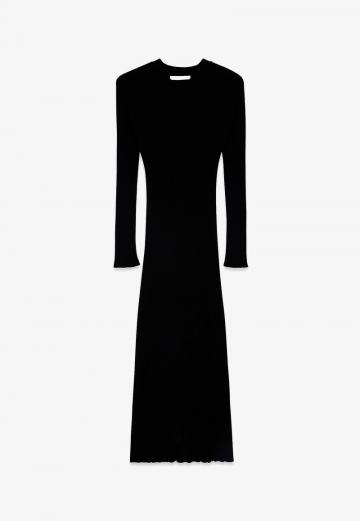 Вязаное платье