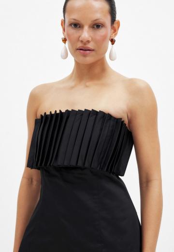 Топ без бретелек