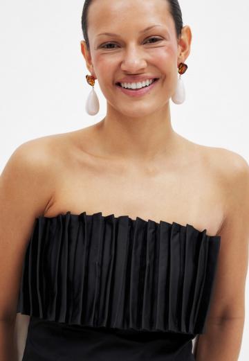 Топ без бретелек