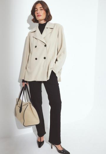 Короткое пальто