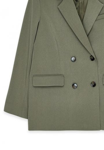 Короткое пальто