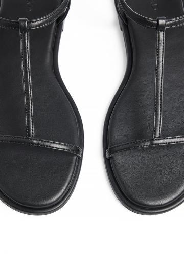 Римские сандалии