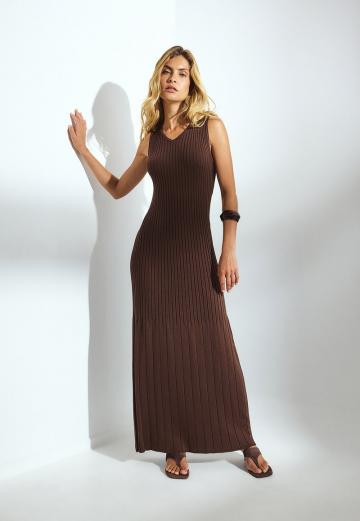 Вязаное платье