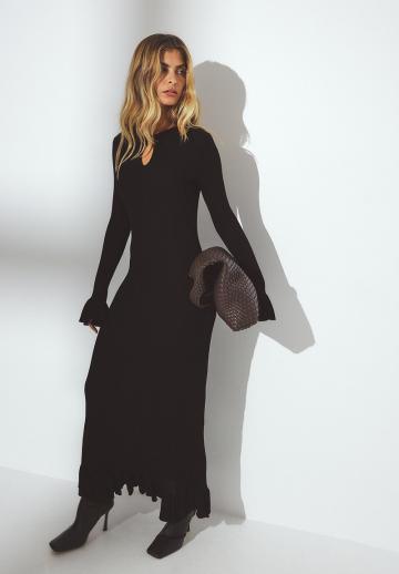 Вязаное платье