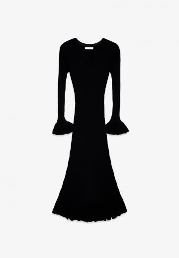 Вязаное платье