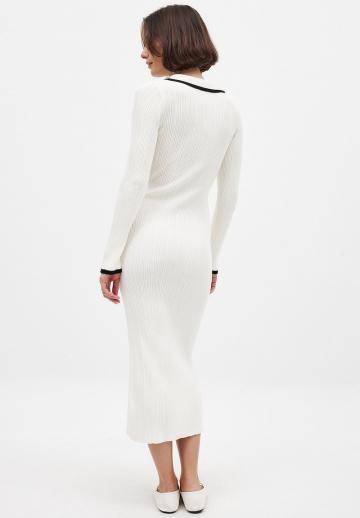 Вязаное платье