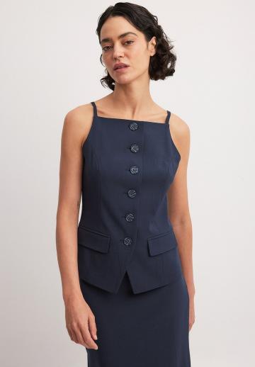 Топ на бретельках