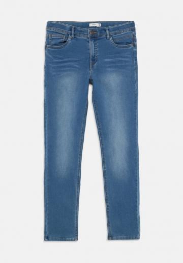 Джинсы