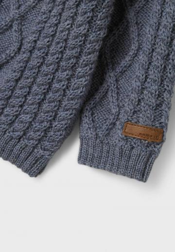 Вязаная кофта