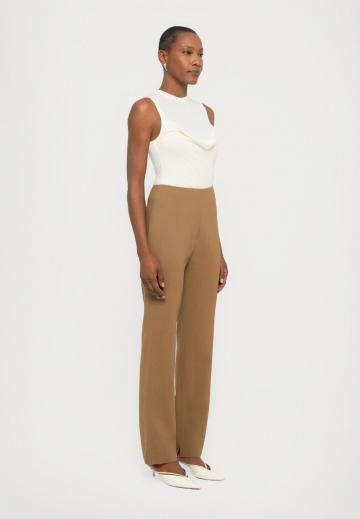 Прямые брюки