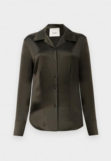 Атласная блузка