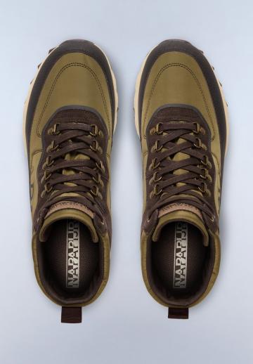 Ботинки на шнуровке