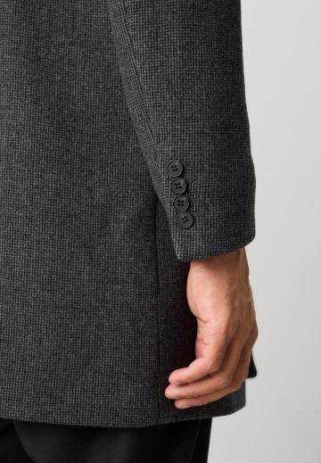 Короткое пальто