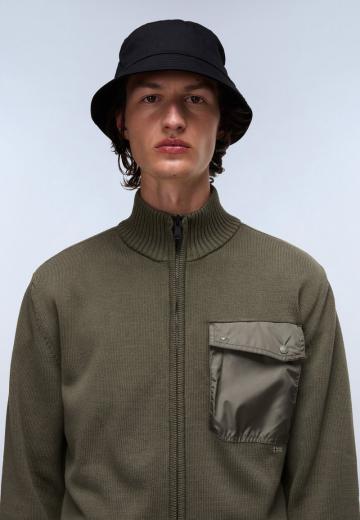 Вязаная кофта