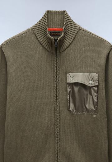 Вязаная кофта