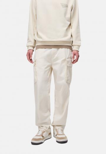 Брюки с накладными карманами