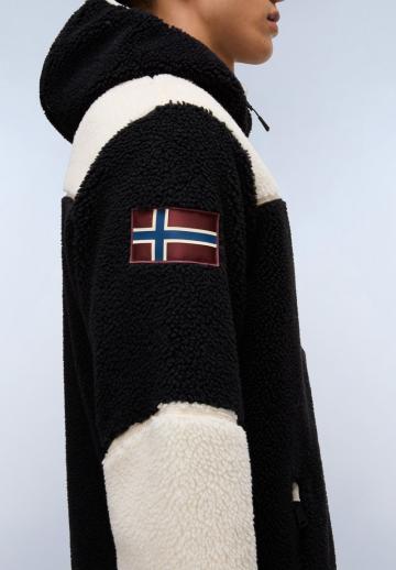 Флисовая куртка