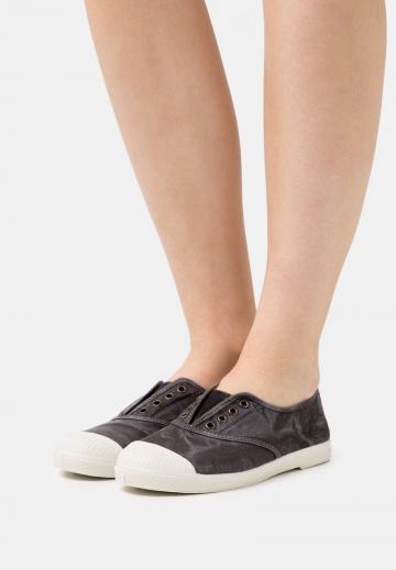 Гандбольные кроссовки